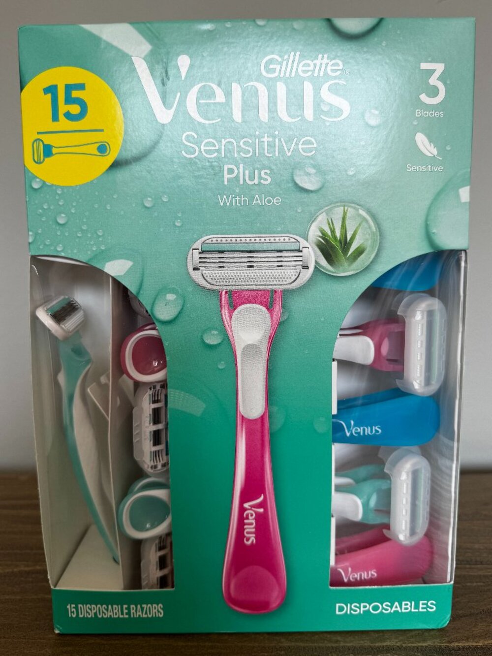Gillette Venus Sensitive Plus Disposable Razor, 15-count - Picture 2 of 3